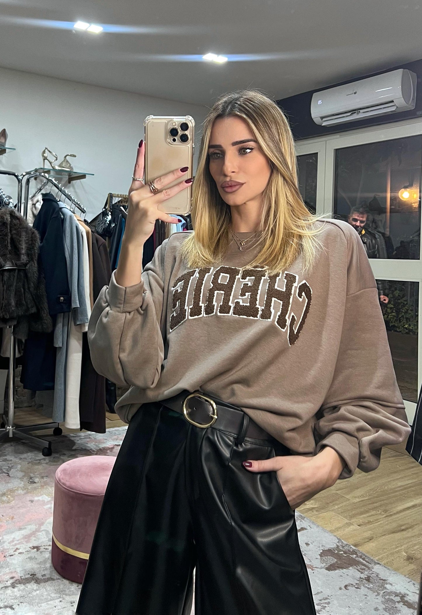 Felpa Oversize "Cherie"