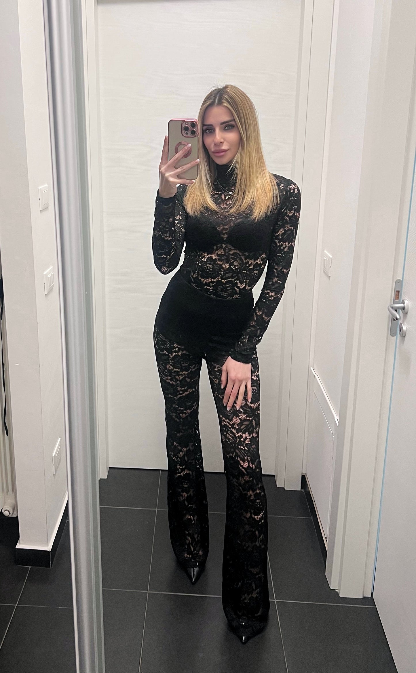 Coordinato in pizzo nero