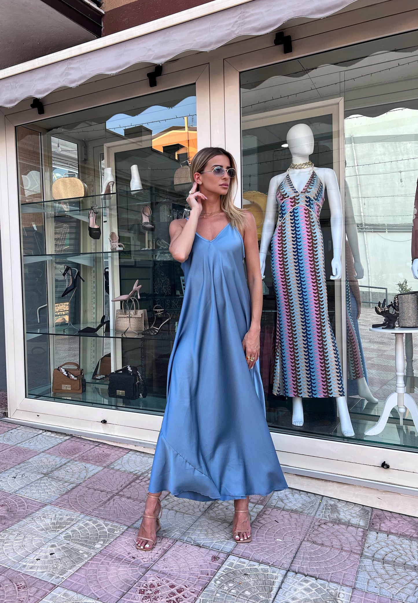 Abito La vie est belle azzurro cielo