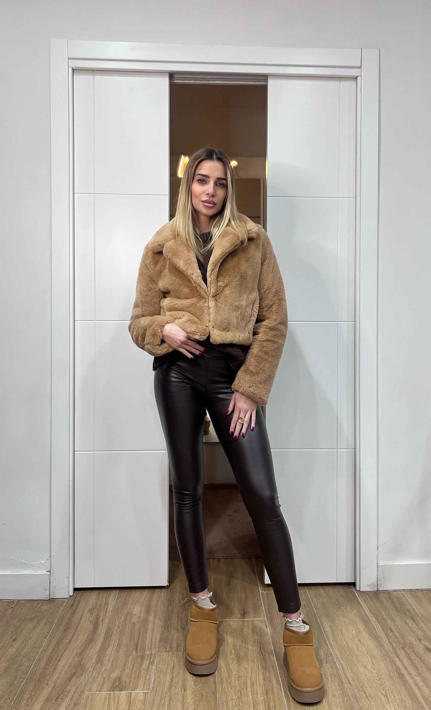 Giacca ecopelliccia Magda cammello