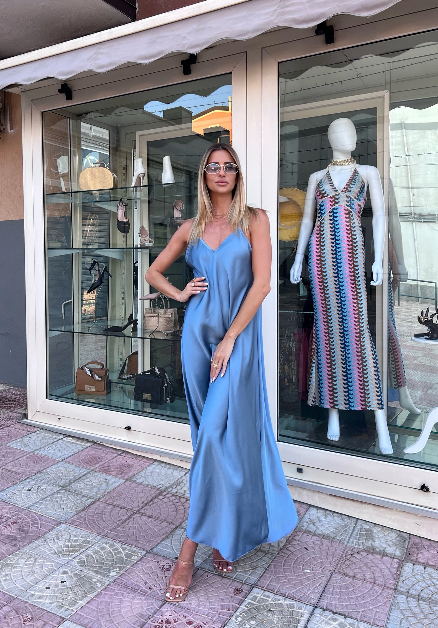 Abito La vie est belle azzurro cielo