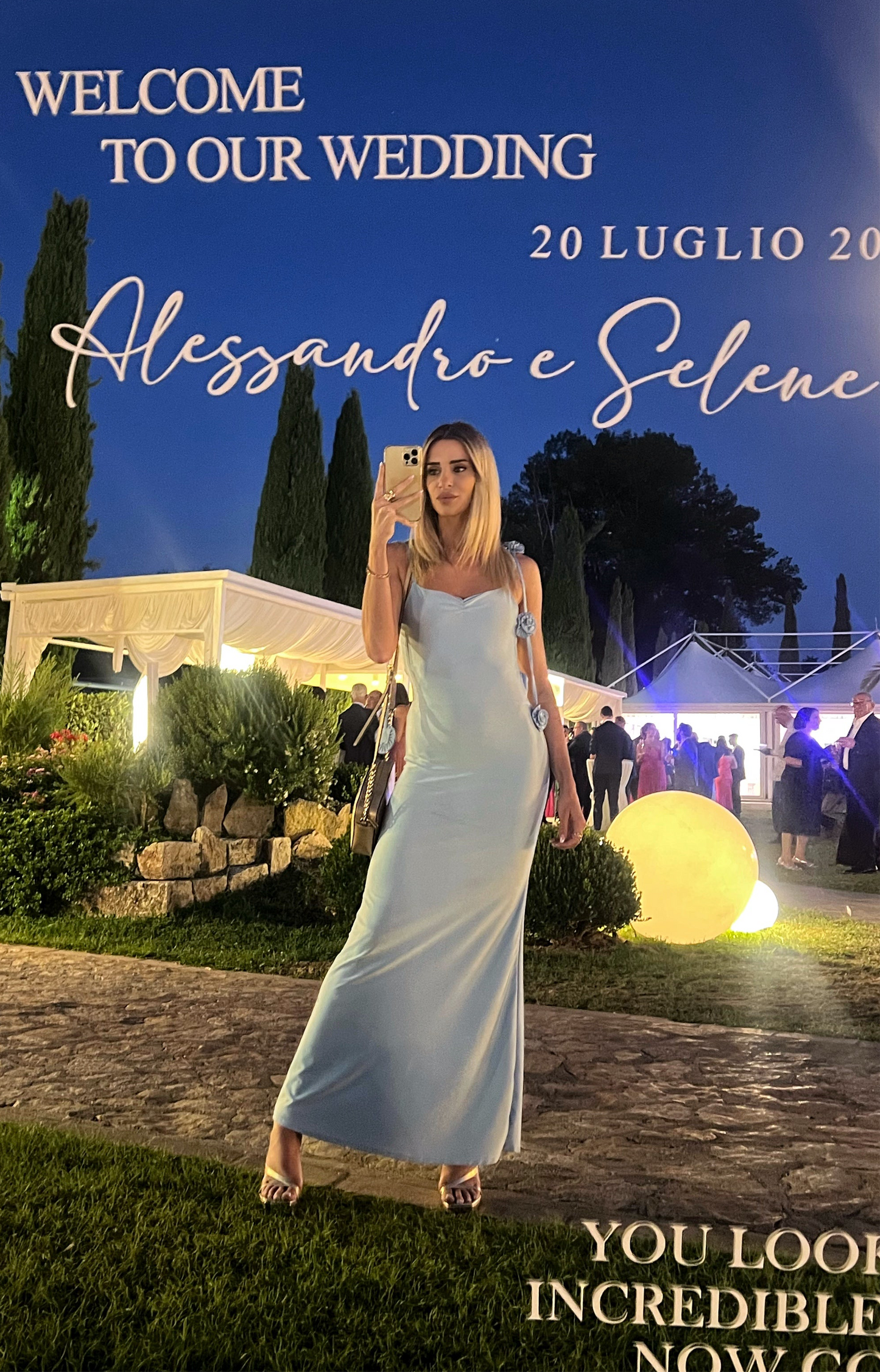 Abito Rose azzurro