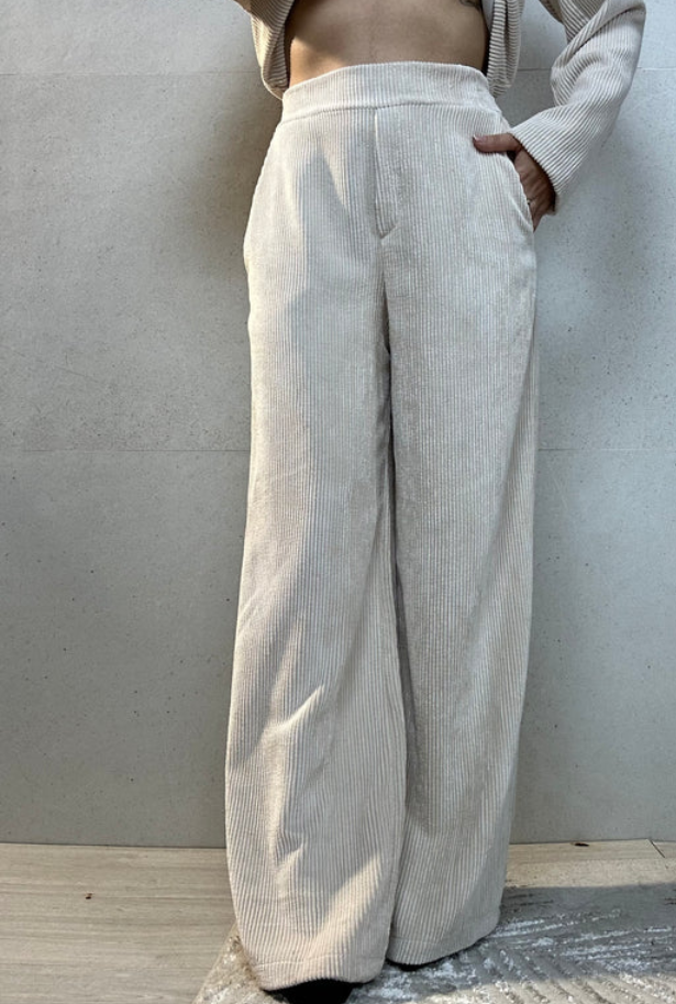 Tailleur Chloé in velluto a coste panna