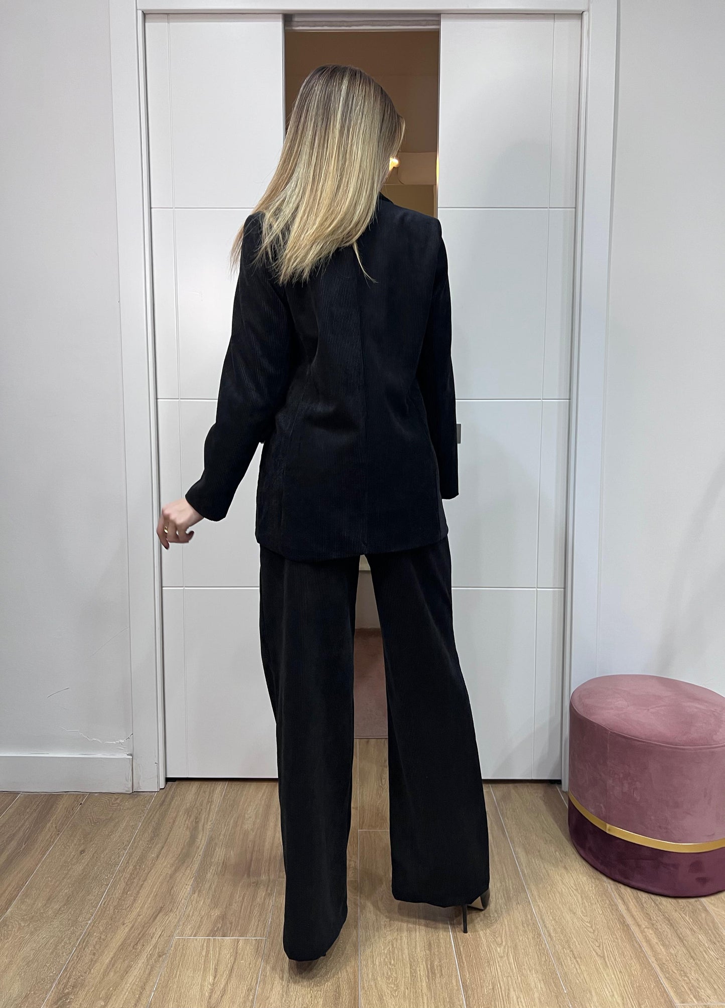 Tailleur Chloé in velluto a coste nero