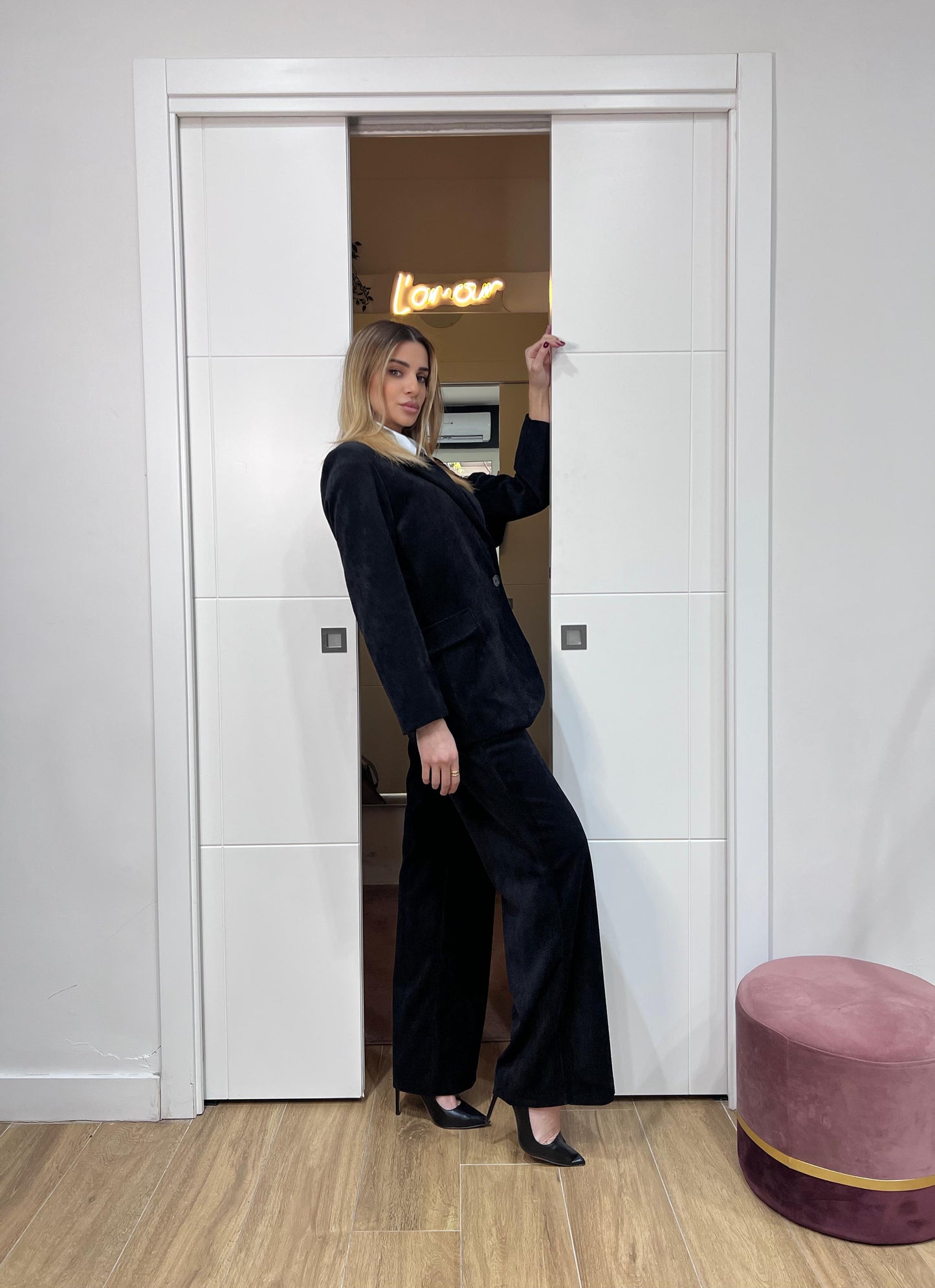 Tailleur Chloé in velluto a coste nero