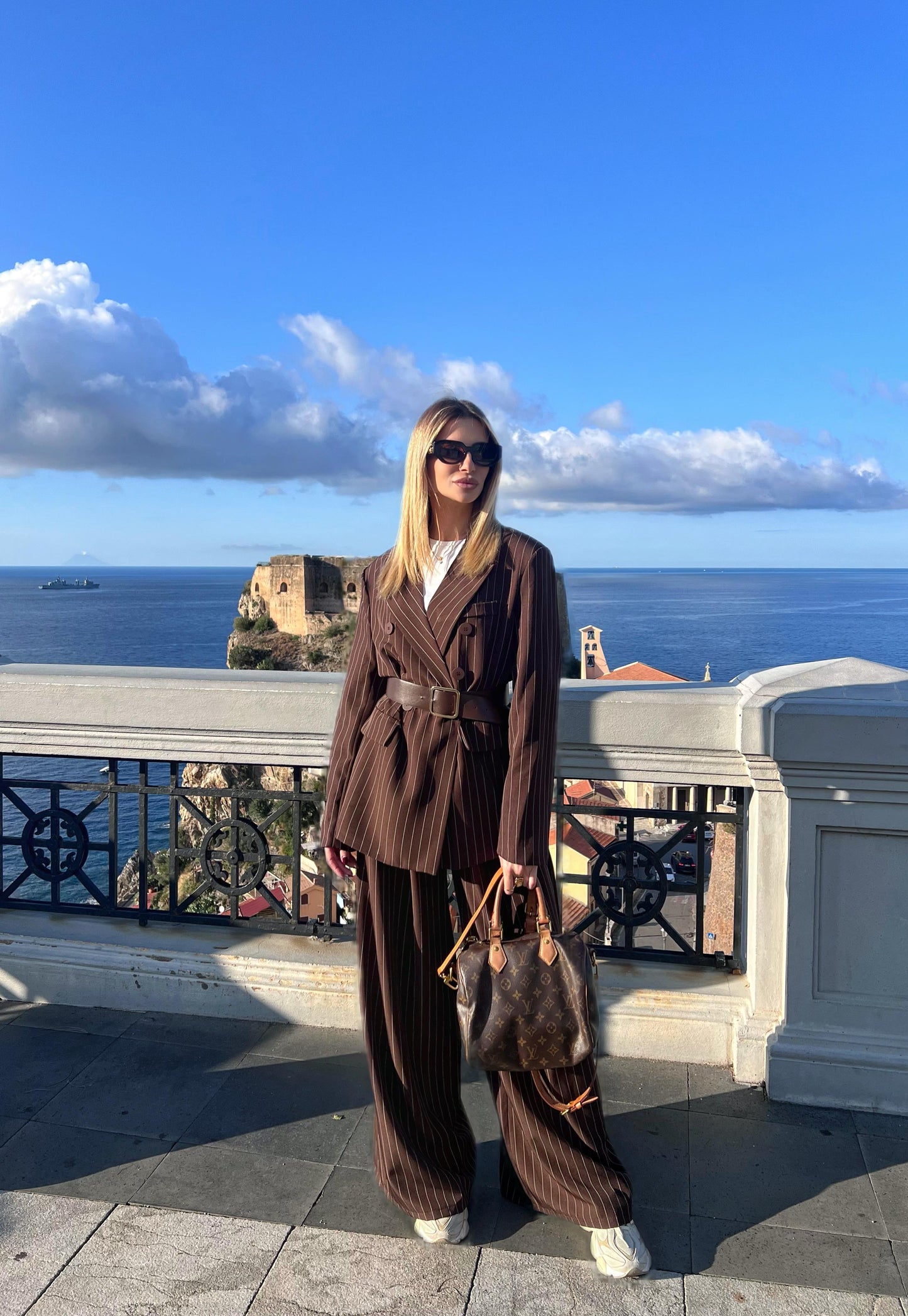 Tailleur Oversize a Righe Marroni