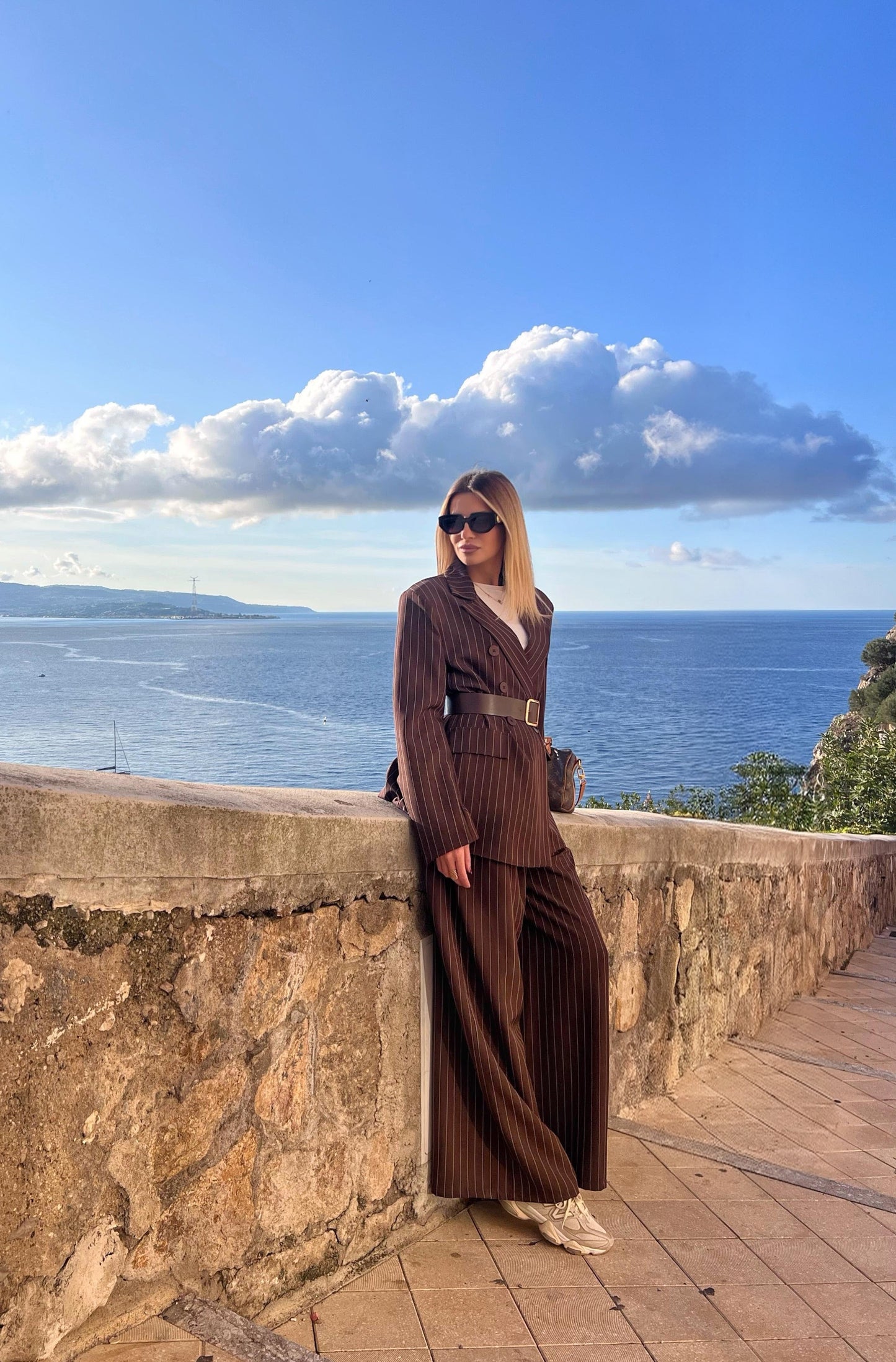 Tailleur Oversize a Righe Marroni