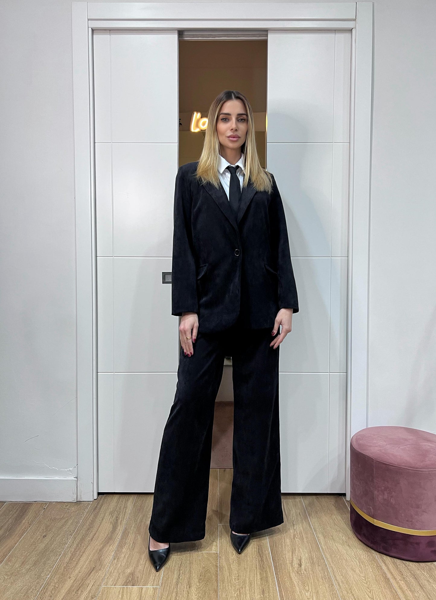 Tailleur Chloé in velluto a coste nero