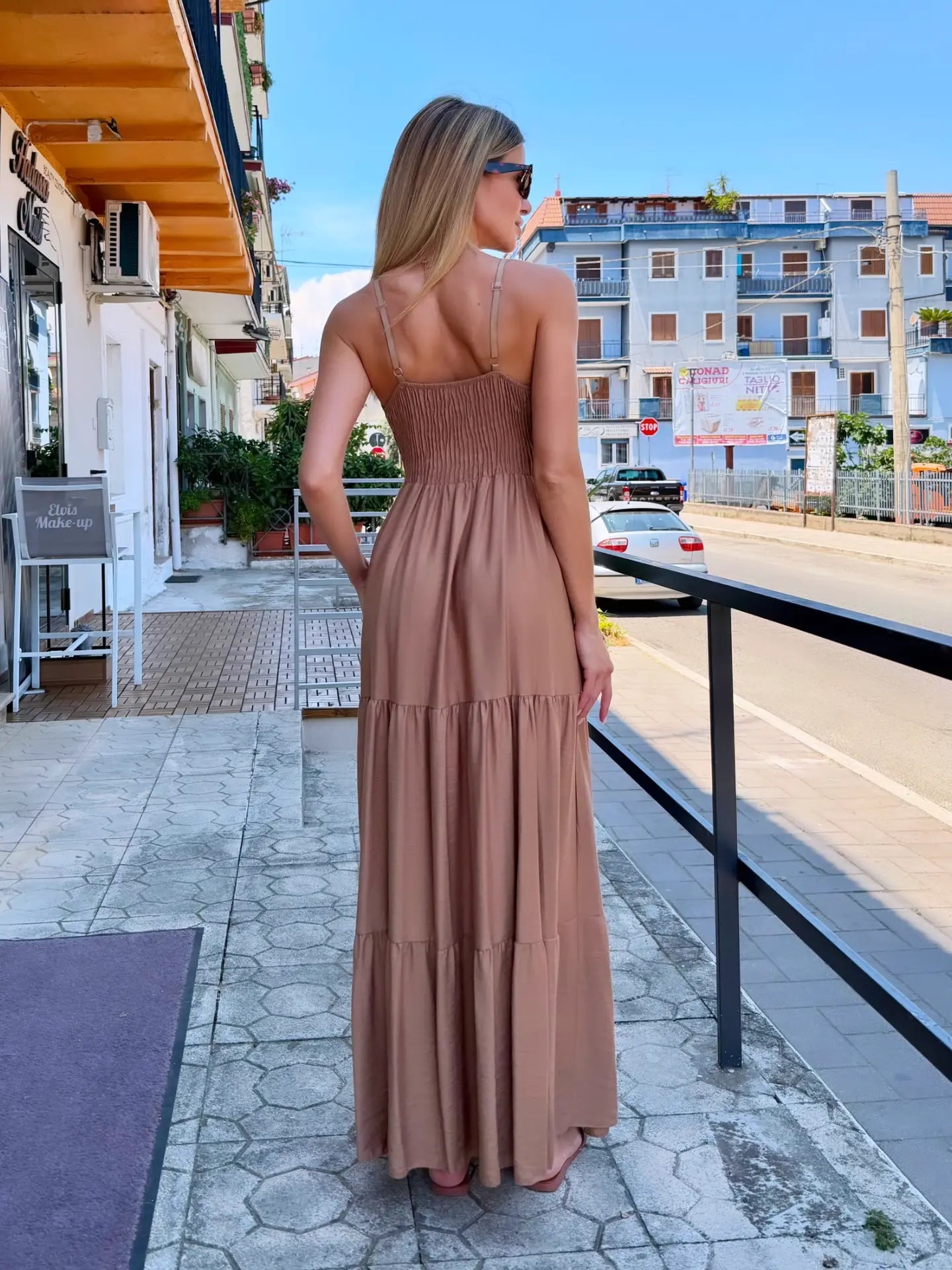 Abito Lungo Nika color camel
